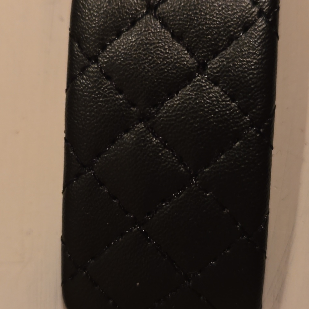 Chanel Black Hair Clip - Picture 3 of 5